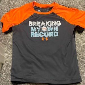 Under armor shirt